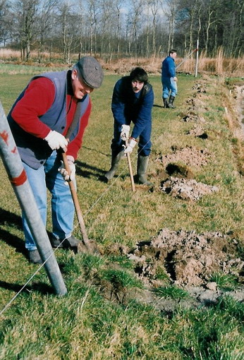 2000_sportplatz_bau_12.jpg