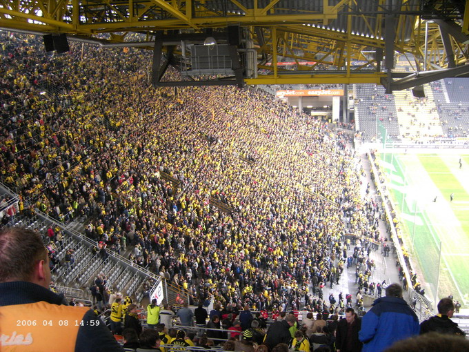 stadionfahrt_dortmund_2006_(26).jpg