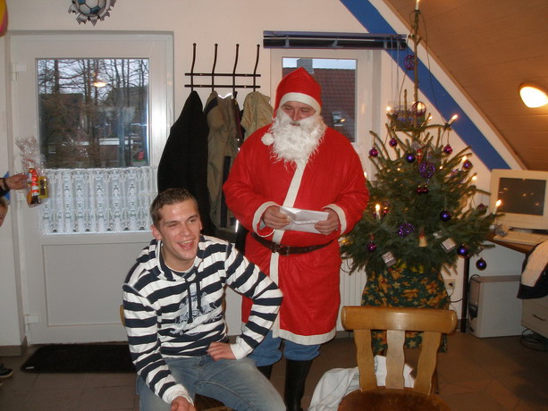 weihnachtsfeier_jugend_2006_(42).jpg