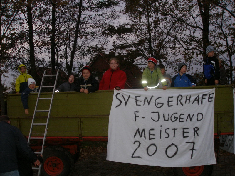 f_jugend_meisterfeier_2007_(04).jpg